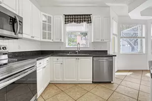 2465 Westmont Ln, Royal Palm Beach, FL 33411 - Photo 22