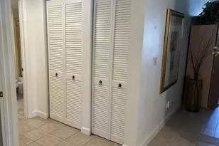 3138 Via Poinciana, Lake Worth, FL 33467 - Photo 12