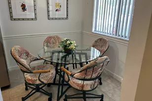 3138 Via Poinciana, Lake Worth, FL 33467 - Photo 4