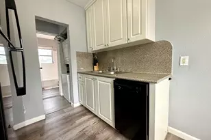 3801 S Olive Ave, West Palm Beach, FL 33405 - Photo 4