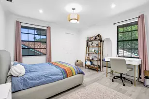 10650 Paris St, Cooper City, FL 33026 - Photo 48