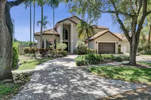 10650 Paris St, Cooper City, FL 33026 - Photo 2