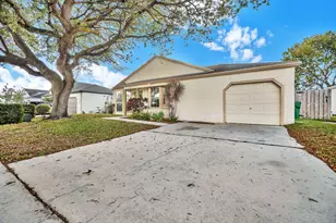 1011 SW 134th Ave, Davie, FL 33325 - Photo 2