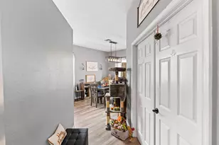 121 Prestige Dr, Royal Palm Beach, FL 33411 - Photo 8