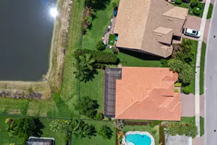 301 SE Huntington Cir, Port Saint Lucie, FL 34984 - Photo 30