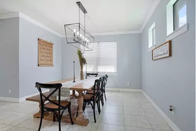 301 SE Huntington Circle, Port Saint Lucie, FL 34984 - Photo 14