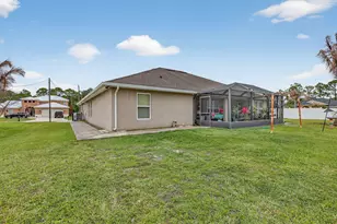 5547 NW Cordrey St, Port Saint Lucie, FL 34986 - Photo 38