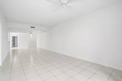 7647 Southampton Terrace #318, Tamarac, FL 33321 - Photo 18