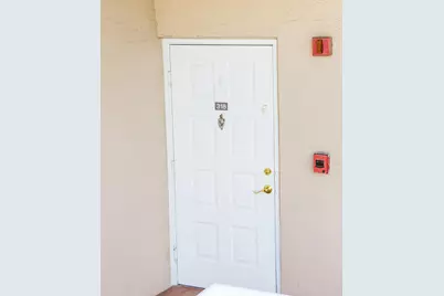 7647 Southampton Terrace #318, Tamarac, FL 33321 - Photo 4