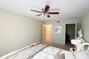 8343 Lake Dr, Doral, FL 33166 - Photo 10