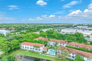 20889 St Andrews Blvd, Boca Raton, FL 33433 - Photo 2