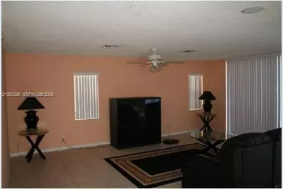 9711 NW 2nd Street, Coral Springs, FL 33071 - Photo 8