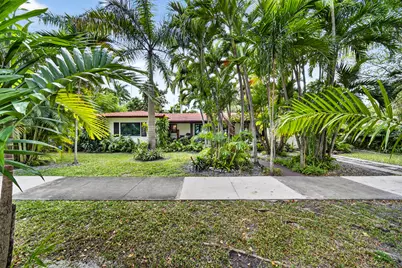 320 San Sebastian Avenue, Coral Gables, FL 33134 - Photo 1