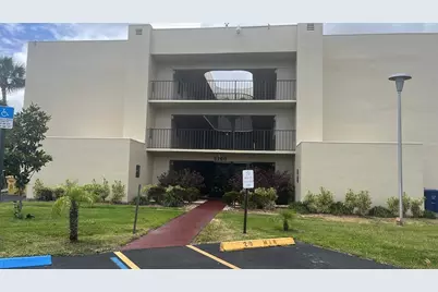 5160 Las Verdes Circle #222, Delray Beach, FL 33484 - Photo 2