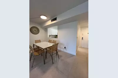 5160 Las Verdes Circle #222, Delray Beach, FL 33484 - Photo 6