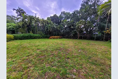 1060 NE 122nd Street, North Miami, FL 33161 - Photo 2