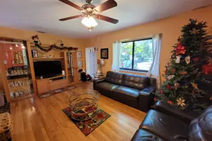 1060 NE 122nd St, North Miami, FL 33161 - Photo 8
