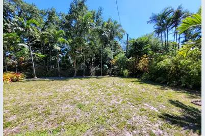 1060 NE 122nd Street, North Miami, FL 33161 - Photo 6
