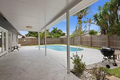 1062 Rhapsody Way, Royal Palm Beach, FL 33411 - Photo 2