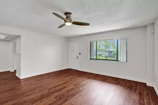 7432 Ashmont Cir, Tamarac, FL 33321 - Photo 10