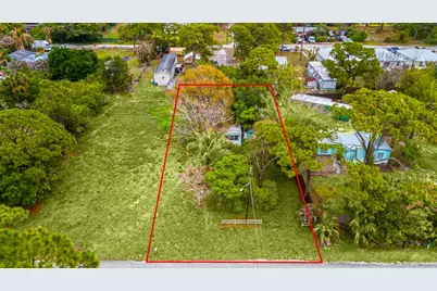 5167 SE Isabelita Avenue SE, Stuart, FL 34997 - Photo 2