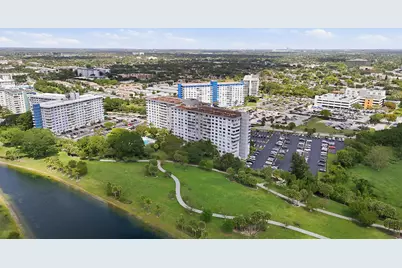3800 Hillcrest Drive #310, Hollywood, FL 33021 - Photo 22