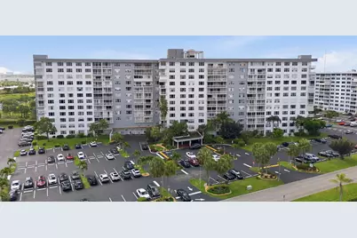 3800 Hillcrest Drive #310, Hollywood, FL 33021 - Photo 1