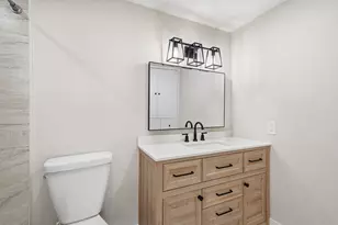 3800 Hillcrest Dr, Hollywood, FL 33021 - Photo 10