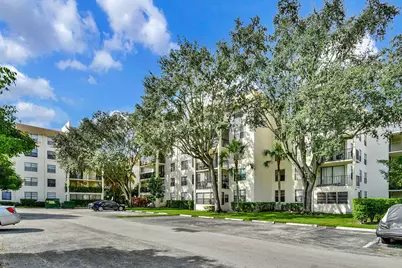 6190 Woodlands Boulevard #311, Tamarac, FL 33319 - Photo 8