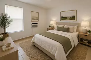 420 NW 10th St, Miami, FL 33136 - Photo 2