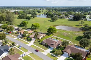 1327 Pine Valley Dr, Wellington, FL 33414 - Photo 28