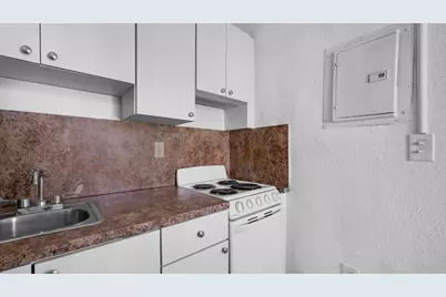 420 NW 10th Street # 9, Miami, FL 33136 - Photo 6