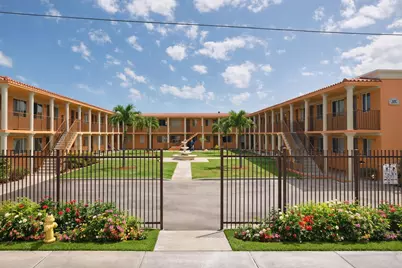 420 NW 10th Street # 9, Miami, FL 33136 - Photo 1