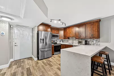 101 E McNab Road #304, Pompano Beach, FL 33060 - Photo 2