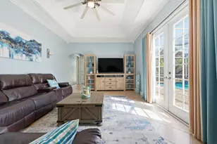 561 SW Prater Ave, Port Saint Lucie, FL 34953 - Photo 4