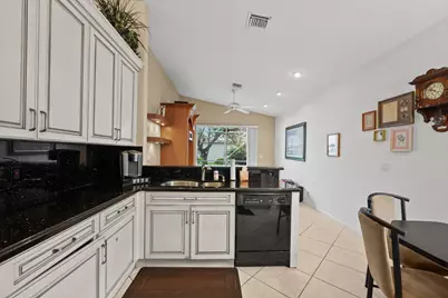 9365 Vercelli Street, Lake Worth, FL 33467 - Photo 16