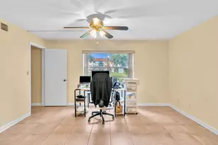 9301 Sunrise Lakes Blvd, Sunrise, FL 33322 - Photo 32