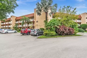 9301 Sunrise Lakes Blvd, Sunrise, FL 33322 - Photo 2