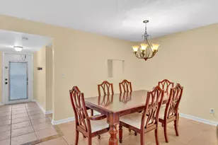 9301 Sunrise Lakes Blvd, Sunrise, FL 33322 - Photo 16