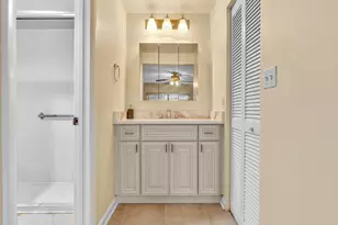 9301 Sunrise Lakes Blvd, Sunrise, FL 33322 - Photo 28