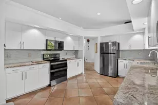 11590 Creekside Dr, Boynton Beach, FL 33437 - Photo 10