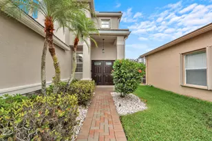 5690 Saddle Trail Ln, Lake Worth, FL 33449 - Photo 4