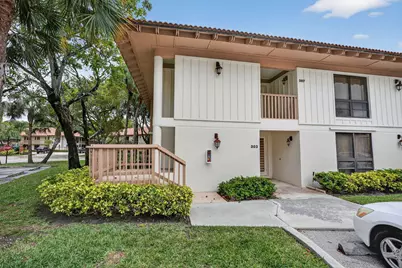 307 Brackenwood Circle, Palm Beach Gardens, FL 33418 - Photo 4