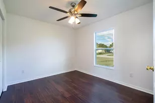 986 SW Romaine Ln, Port Saint Lucie, FL 34953 - Photo 10