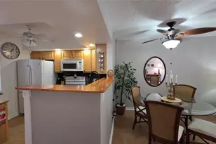 2801 Somerset Dr, Lauderdale Lakes, FL 33311 - Photo 2