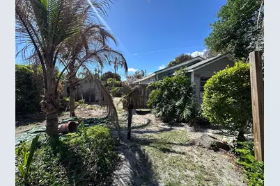 8160 SE Washington Avenue, Hobe Sound, FL 33455 - Photo 2