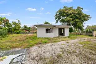 2681 Harbor Beach Pkwy, Fort Lauderdale, FL 33316 - Photo 14