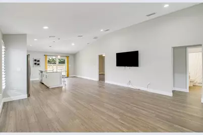 3121 Pinewood Avenue, West Palm Beach, FL 33407 - Photo 18