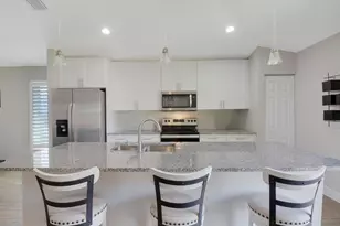 3121 Pinewood Ave, West Palm Beach, FL 33407 - Photo 6