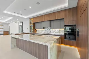 2441 NE 48th Ct, Lighthouse Point, FL 33064 - Photo 14